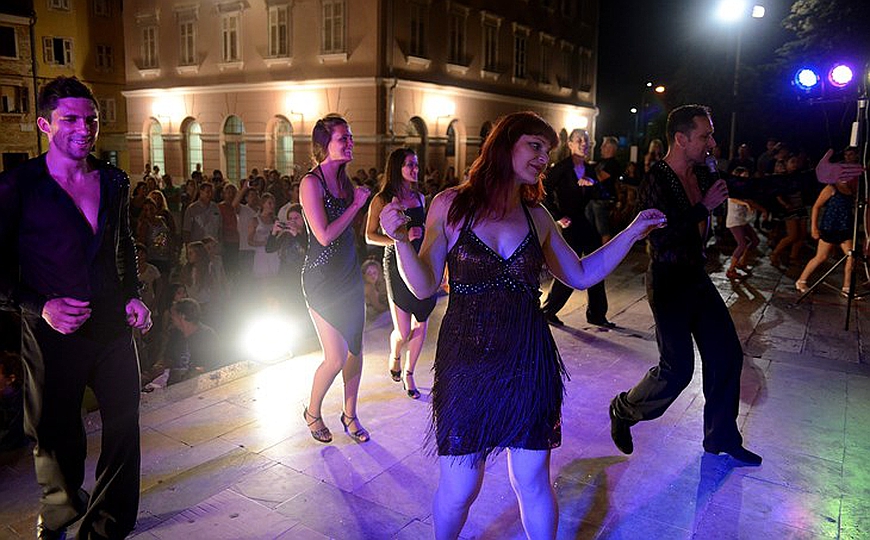 Salsa Party na Forumu
